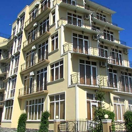 كوبوليتي Hotel Diana المظهر الخارجي الصورة